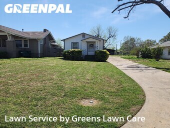 Lawn mowed in Sapulpa, 74066