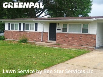 Yard Mowing nearby Florissant, MO, 