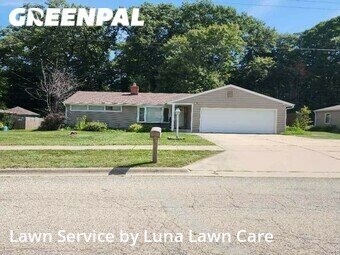 Lawn Mowing nearby Rockford, IL, 