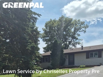 Lawn Mowing Service nearby Maple Grove, MN, 