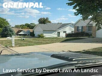 Lawn Mowing nearby Harvester, MO, 