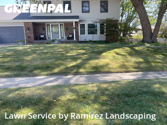 Lawn Mowing Service nearby West Des Moines, IA, 