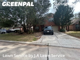 Lawn mowed in The Woodlands, 77382