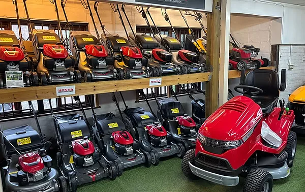 JNC LAWN MOWER SHOP Photo 4