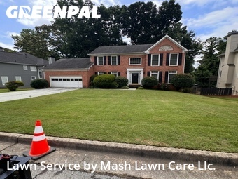 Lawn Maintenance nearby Stone Mountain, GA, 