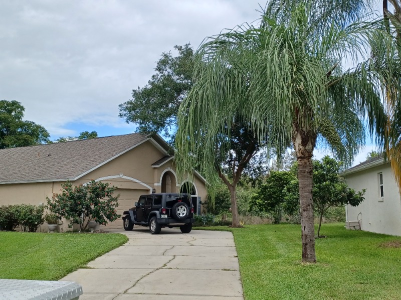 Lawn Mowing Contractor in Deltona, FL, 32725