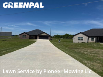 Lawn Mowing nearby Centerton, AR, 