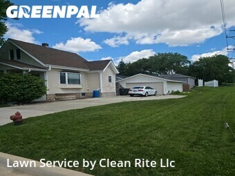 Lawn Care Service nearby Greenfield, WI, 