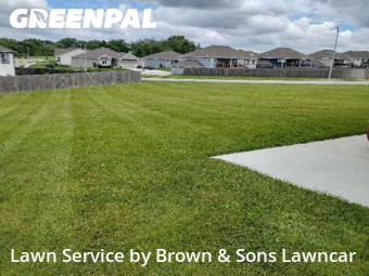 Lawn Care Service nearby Basehor, KS, 