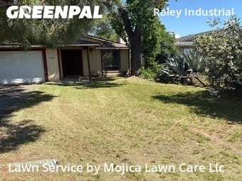 Lawn mowing work completed in Sacramento, CA