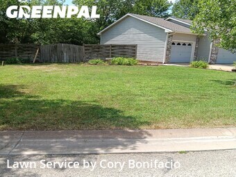 Lawn Service nearby Wichita, KS, 