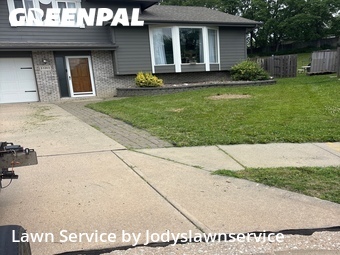Lawn Maintenance nearby Bellevue, NE, 