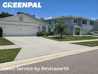 Grass Cutting nearby Temple Terr, FL, 