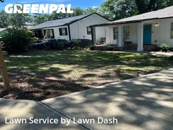 Lawn Mowing nearby Hapeville, GA, 