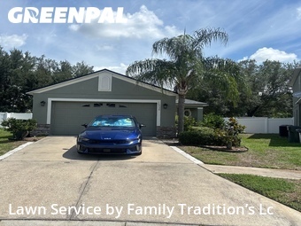 Lawn Cutting nearby Riverview, FL, 