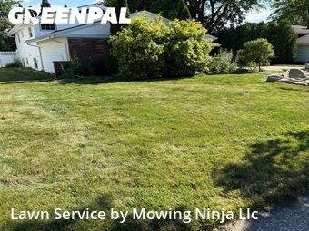 Lawn Mowing Service nearby Fairview Park, OH, 