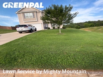 Lawn Mowing Service nearby Louisville, TN, 