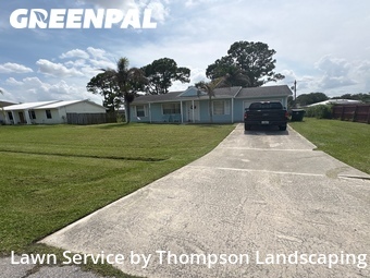Yard Cutting nearby Port St. Lucie, FL, 