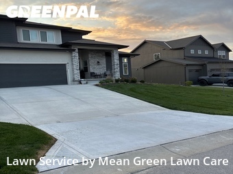 Grass Cut nearby Lee's Summit, MO, 