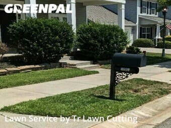 Lawn Maintenance nearby Huntersville, NC, 