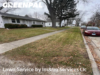 Lawn Cutting nearby Normal, IL, 