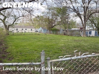 Lawn Care Service nearby Shawnee, KS, 