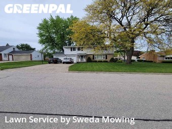 Lawn Mowing Service nearby Green Bay, WI, 