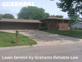 Lawn mowed in Apple Valley, 55124