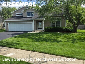 Lawn Maintenance nearby Lake In The Hills, IL, 