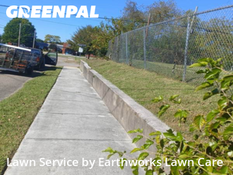 Lawn Cutting nearby Knoxville, TN, 