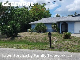 Lawn Mowing Service nearby Fort Myers, FL, 