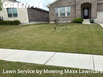 Lawn Maintenance nearby Hutto, TX, 