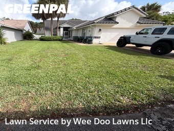 Lawn mowed in Delray Beach, 33445