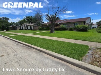 Grass Cutting nearby The Colony, TX, 