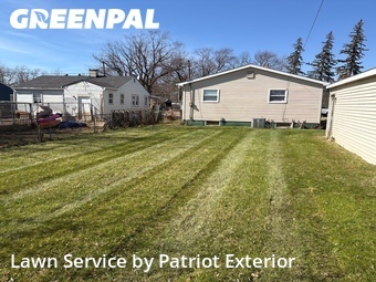 Lawn mowed in Flint, 48506