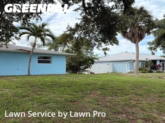 Lawn mowing work completed in Venice, CA