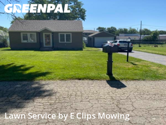 Yard Mowing nearby Machesney Park, IL, 