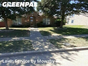 Lawn Cutting nearby Cedar Hill, TX, 