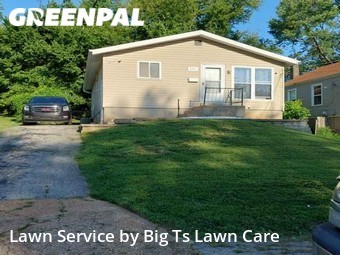 Lawn Mowing Service nearby Breckenridge Hills, MO, 