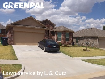 Grass Cutting nearby Yukon, OK, 