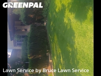 Lawn mowing work completed in Riverside, CA