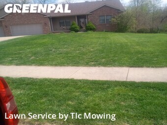 Lawn Maintenance nearby Mount Zion, IL, 