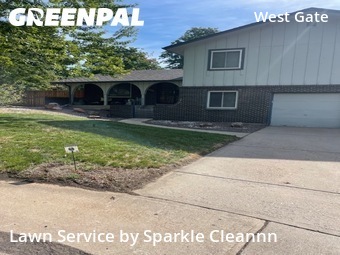 Work completed by grass-trimming-service-in-Lakewood-CA
