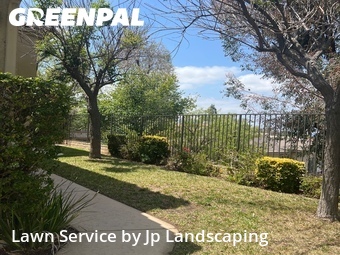 Lawn mowing work completed in Thousand Oaks, CA