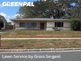 Lawn Mowing Service nearby Clearwater, FL, 