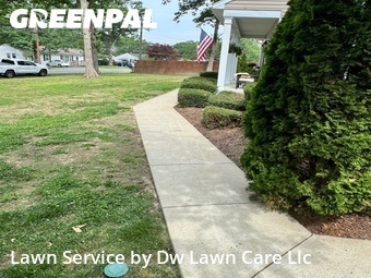 Lawn mowed in Fredericksburg, 22408