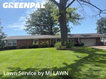Lawn Mowingin Affton,63123,Lawn Mow by MJ LAWN, work completed in Jun , 2026