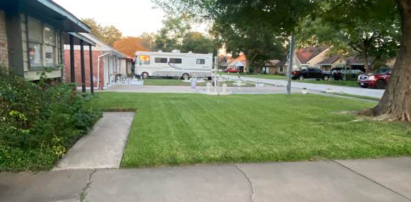 Yard mowing company in Pasadena, TX, 77506