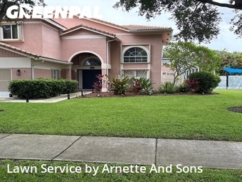 Lawn mowed in Coconut Creek, 33073