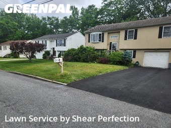 Yard Cutting nearby Cranston, RI, 